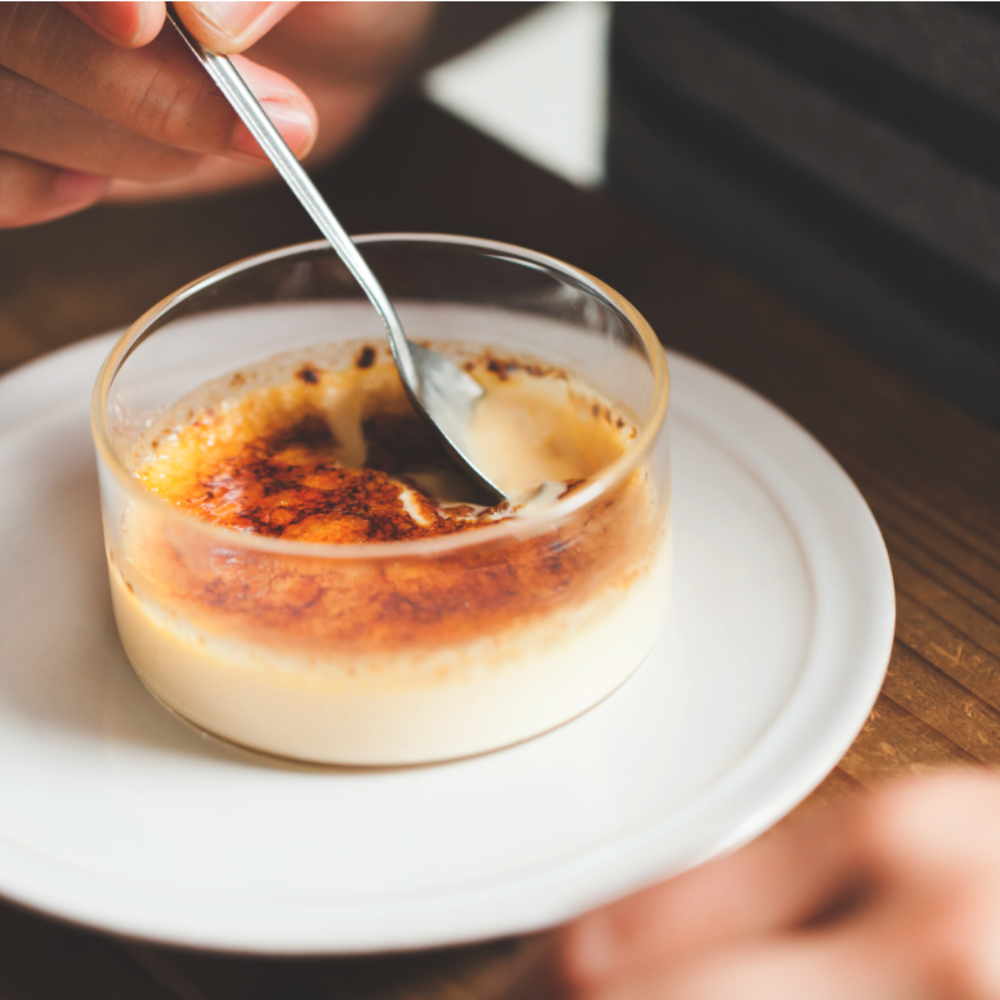 フランス] ガラスの器でつくるクレームブリュレ（Creme brulee）— 9th Port