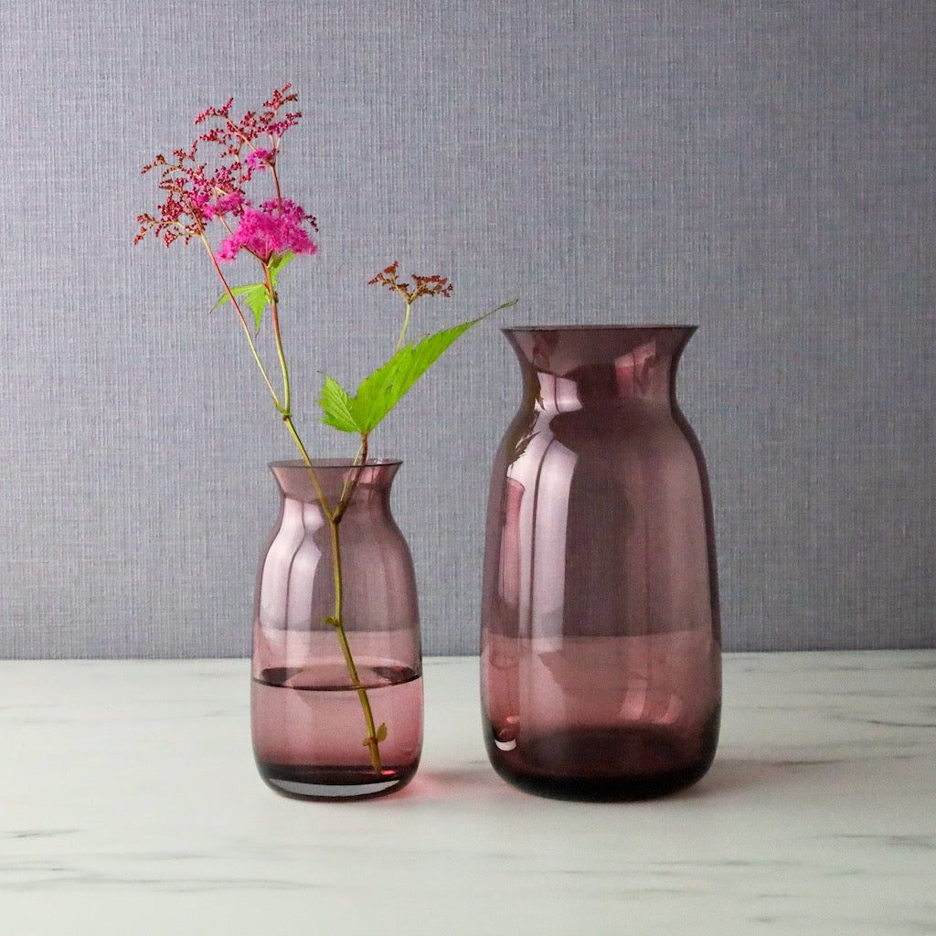 花瓶　フラワーベース　ピンク